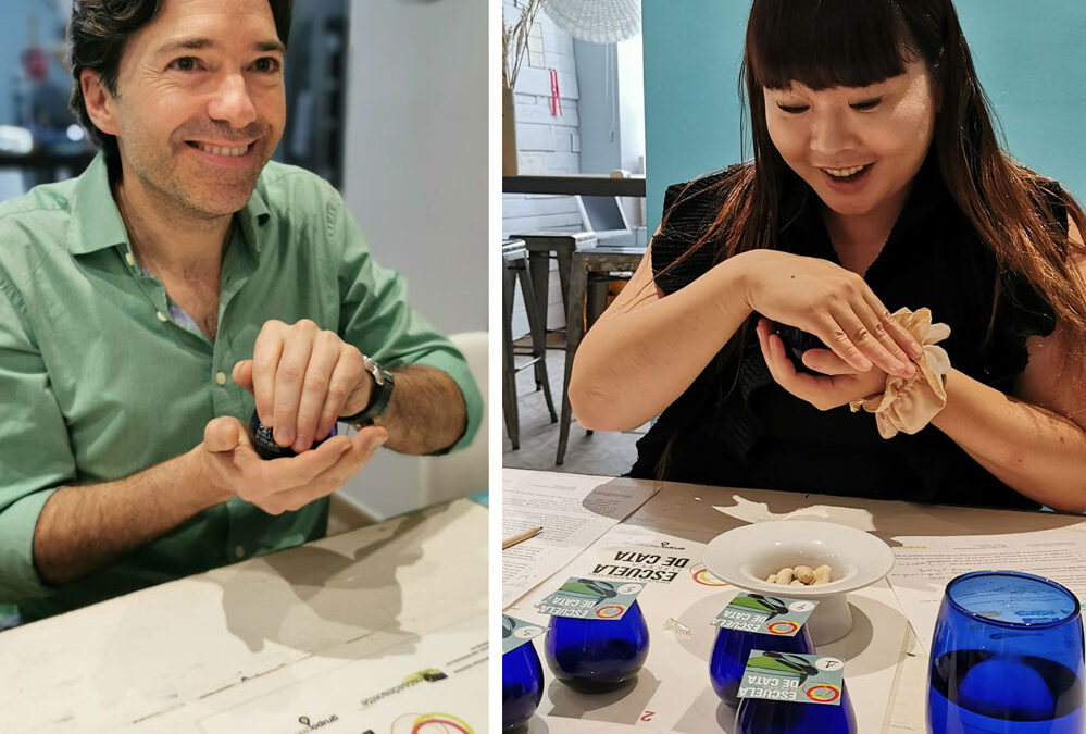 La magia de unir a un productor de café y una catadora de sake