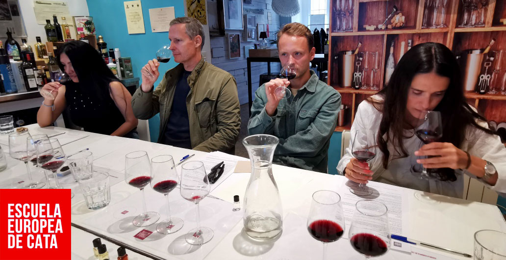 vino-tinto-12-mayo-2025
