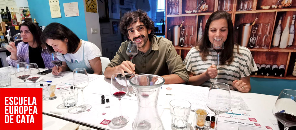 vino-tinto-22-mayo-2025